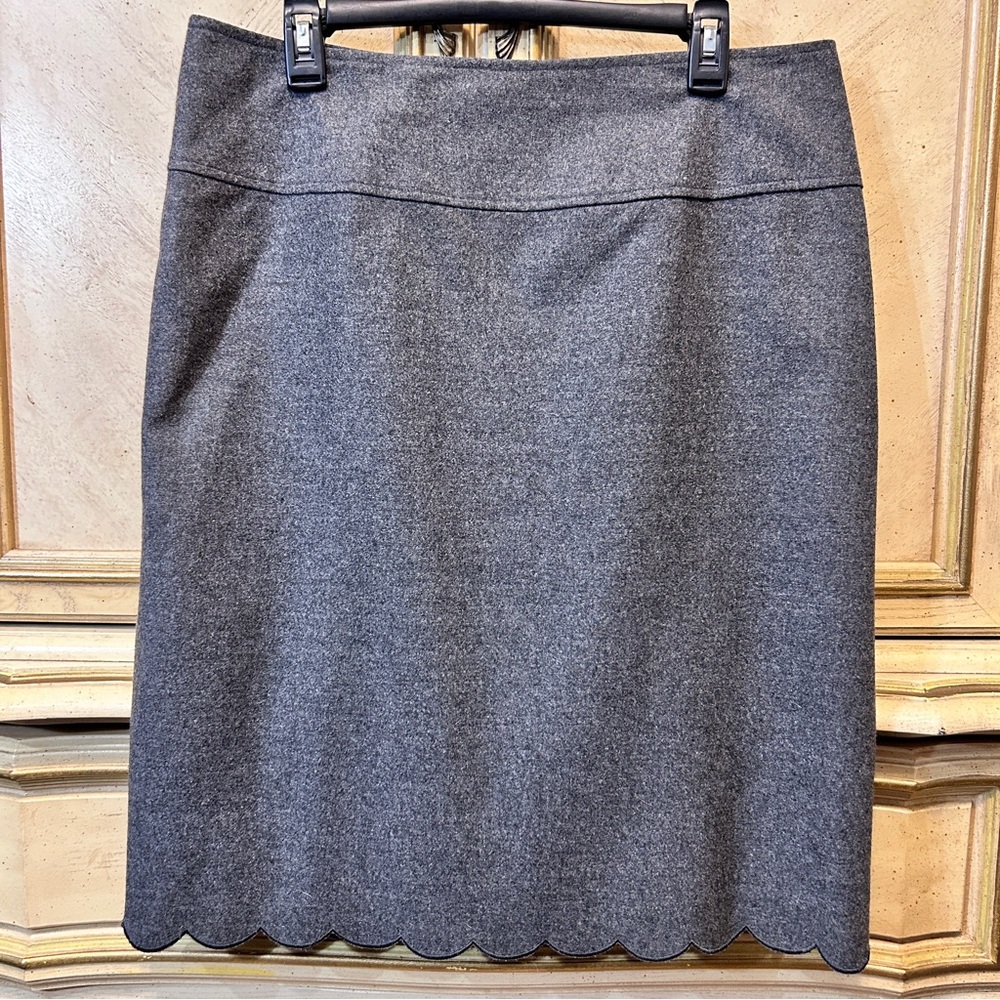 DKNY Gray Wool Cashmere Scalloped Hem Pencil Skirt